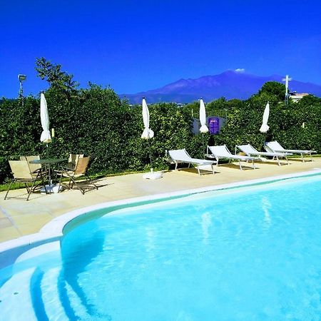 Case Vacanze Residence Trinacria Ачиреале Екстер'єр фото