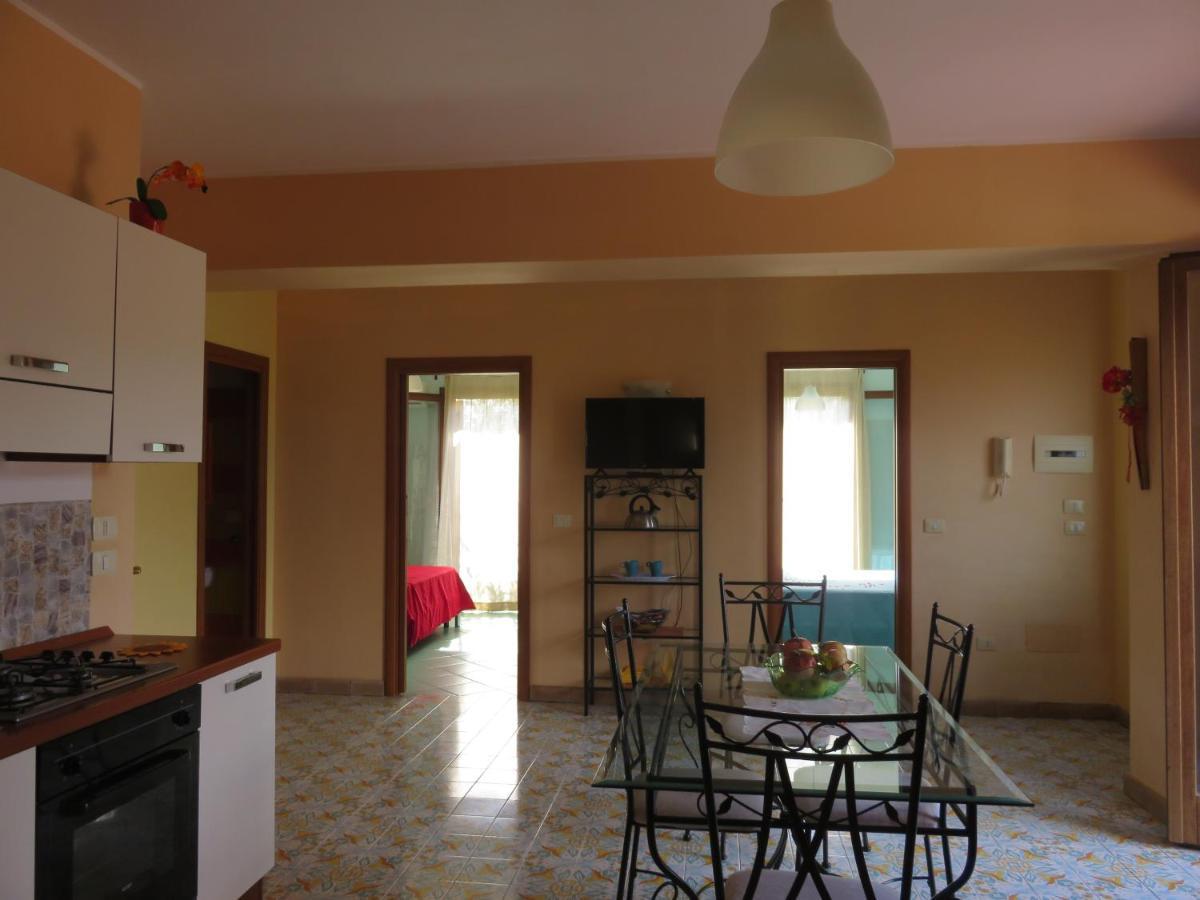 Case Vacanze Residence Trinacria Ачиреале Екстер'єр фото
